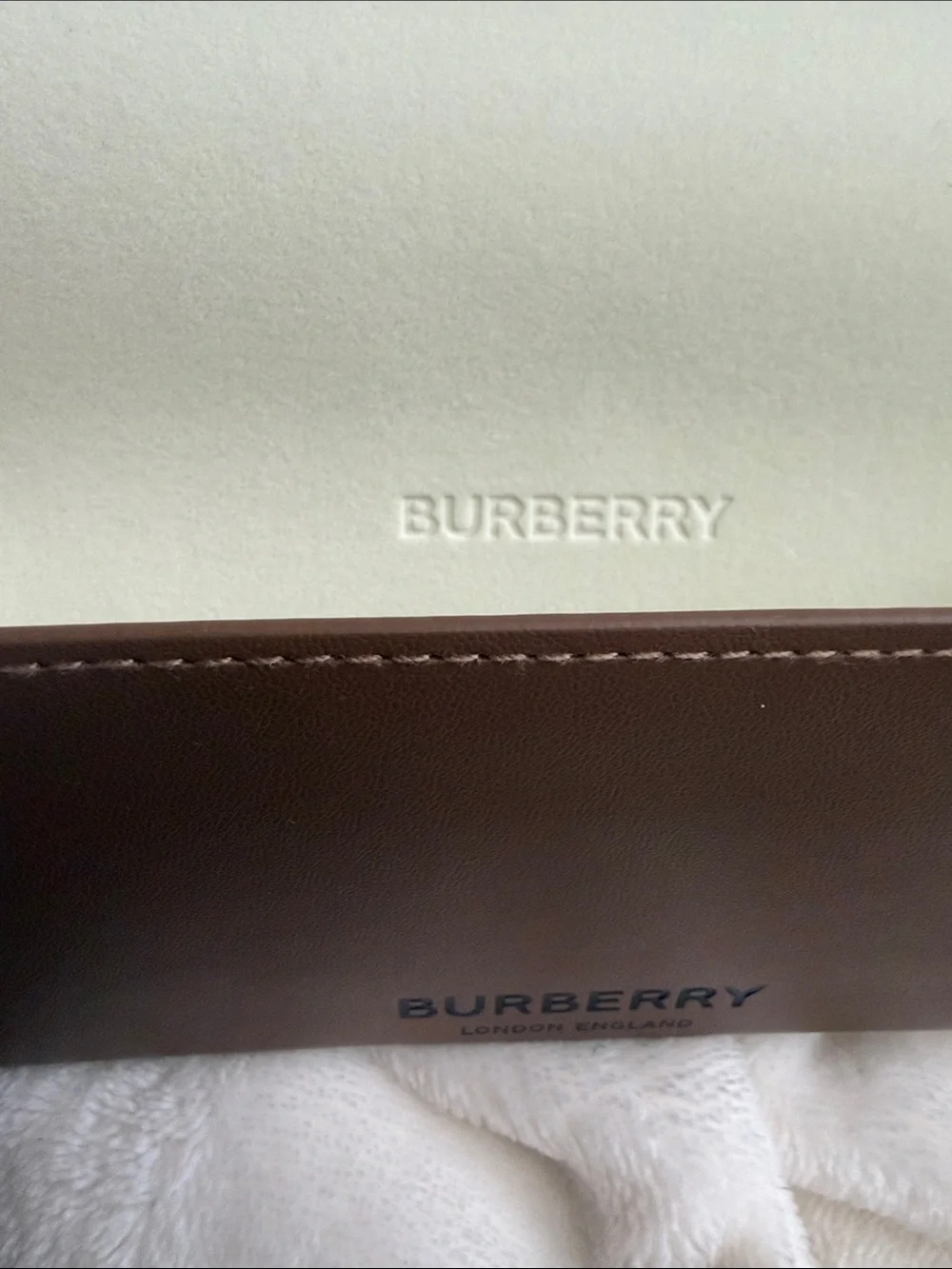 Burberry Tan Brown Leather Eyeglass Case in New Condition